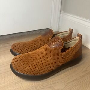 Alegria Eden Leather Brandy Brown Slip Resistant Slip-On Comfort Shoe WUS11/EU42